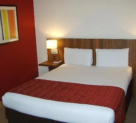 Ramada - Heathrow East Hotel Hounslow