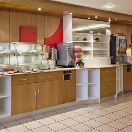 מלון Holiday Express Limehouse By Ihg 3*