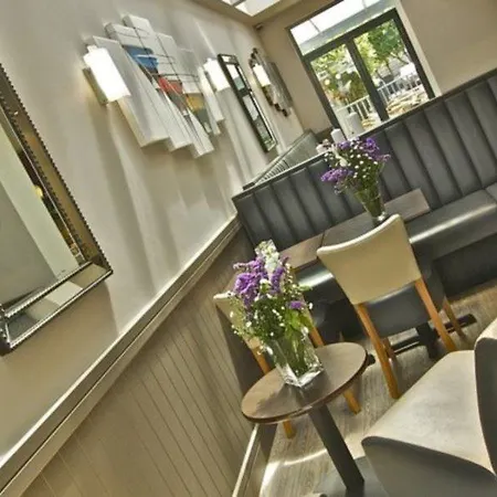 Pembury At Finsbury Park London