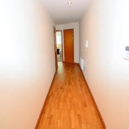 Wharf - Cuba Street Apartment London