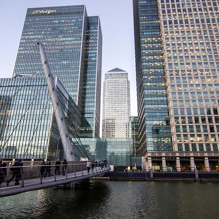 Canary Wharf - Corporate River View Apartments Apartment