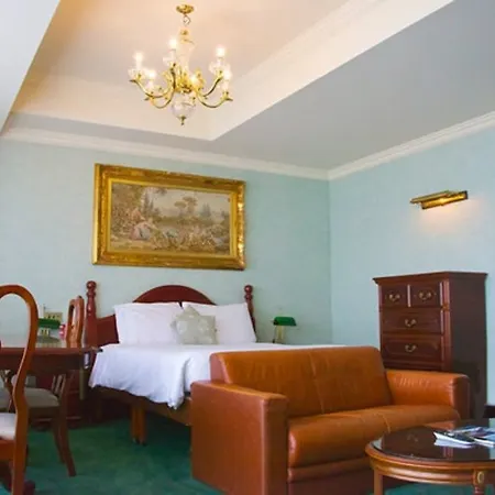 Szálloda Britannia The International 4*