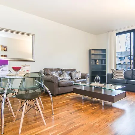 Canary Wharf - Corporate River View Apartments *