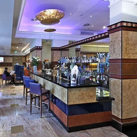 伦敦市里奥纳多皇家酒店 酒店 4*