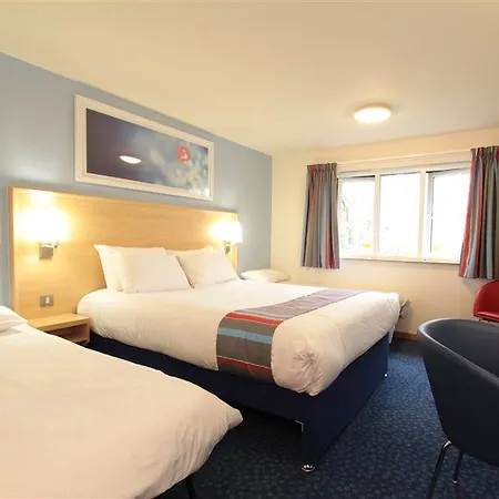 Travelodge Road Hotel