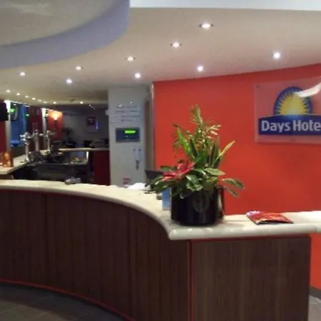 Ramada - Heathrow East Hotel Hounslow
