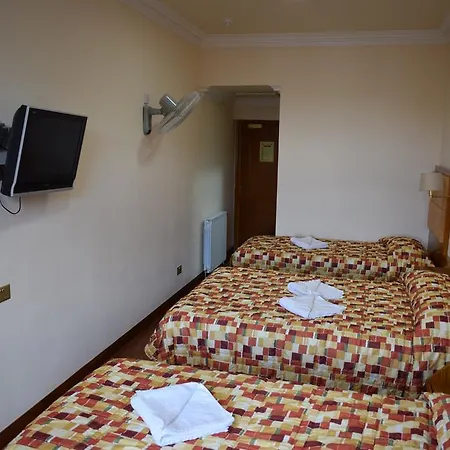 Leigham Court Hotel 2*