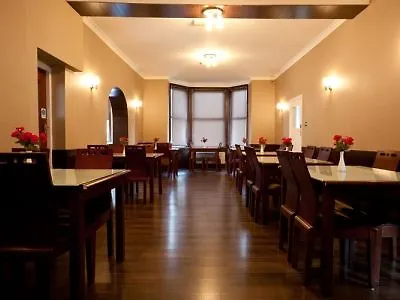 Hotel Rossmore