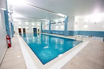 Aparthotel Staycity London Heathrow 4*