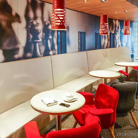 Ibis London Heathrow Airport 3*