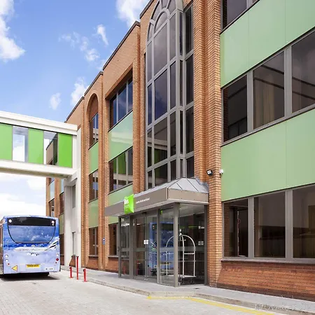Ibis Styles London Heathrow Airport 3* Hillingdon