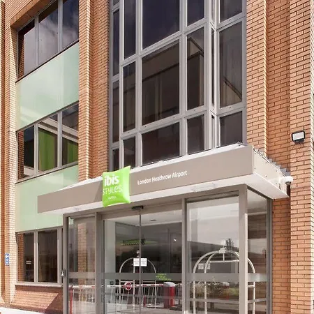 Ibis Styles London Heathrow Airport 3*