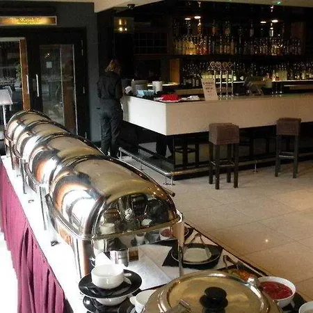 Hampton By Hilton Hotel
