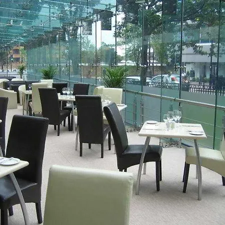 Hotel Ramada - Heathrow East Hounslow
