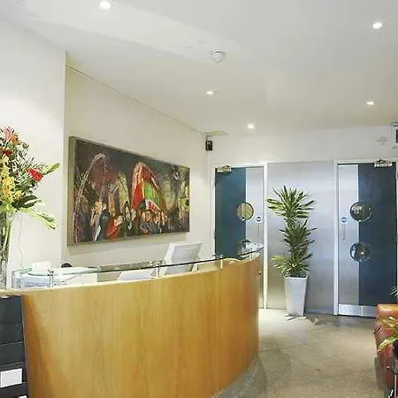 196 Bishopsgate Апартаменты Лондон