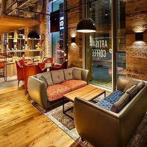 Ibis Canning Town Hotel 3*