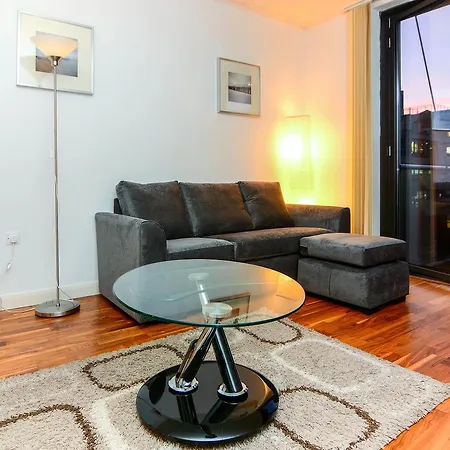Canary Wharf - Corporate River View Apartments *