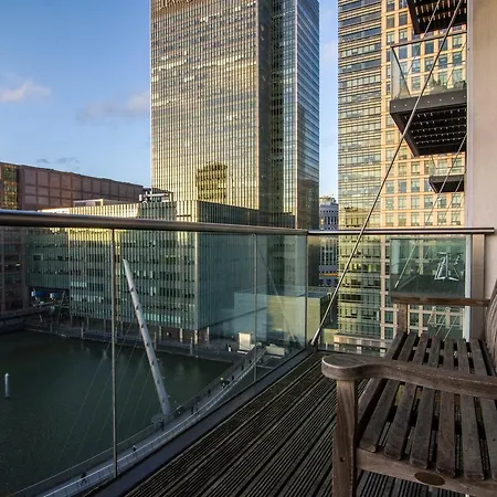 Canary Wharf - Corporate River View Apartments Apartment