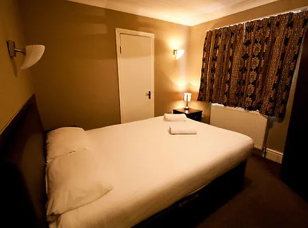 Rossmore Hotel Ilford