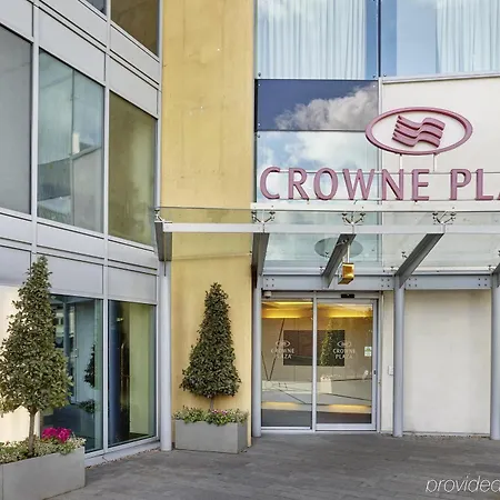 Hotel Crowne Plaza Battersea 4*