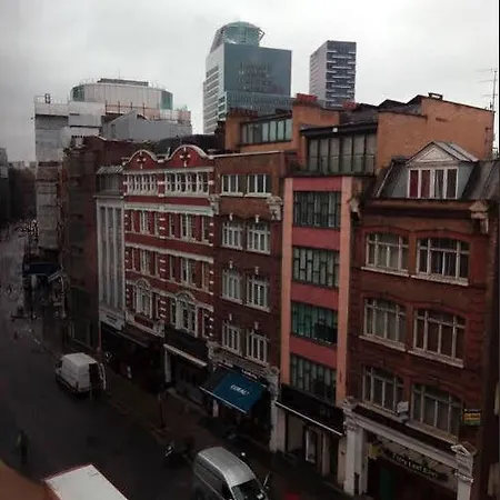 Travelodge Road 3*