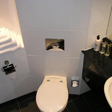 Ramada - Heathrow East Hotel Hounslow