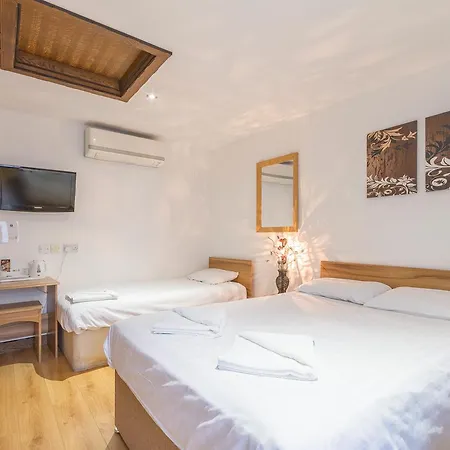 Hotel Brick Lane 2*