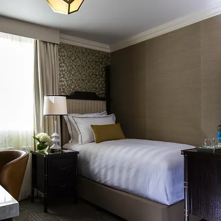 The Academy - Small Luxury Of The World 5*