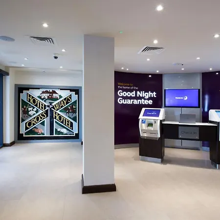 Hotel Premier Eltham 3*