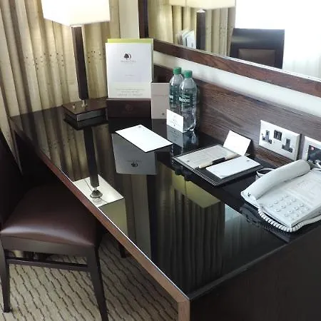 Hotel Doubletree By Hilton London Heathrow Airport Hounslow