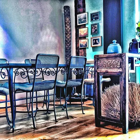 Hotel Bermondsey Square - A Bespoke 4*