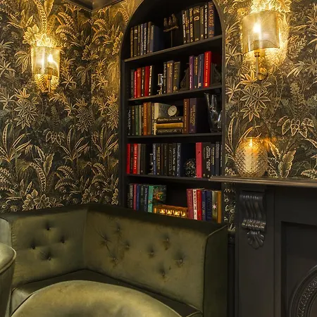 The Academy - Small Luxury Of The World London