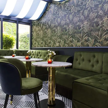 The Academy - Small Luxury Of The World 5*