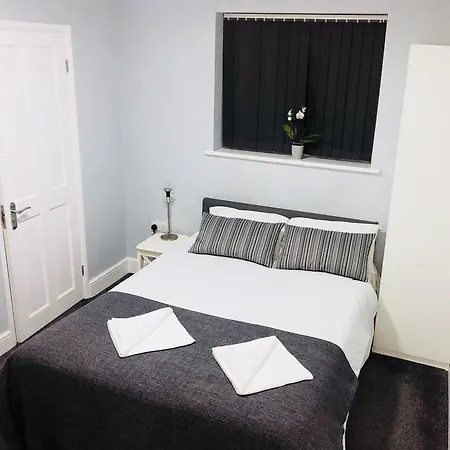 Manor House London Hotel 2*