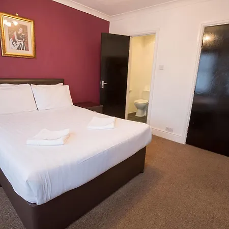 Rossmore Hotel Ilford