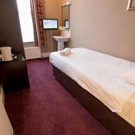 Rossmore Hotel Ilford