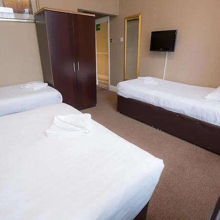 Rossmore Hotel