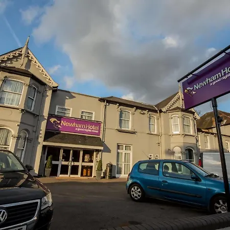 Hotel Newham 2*