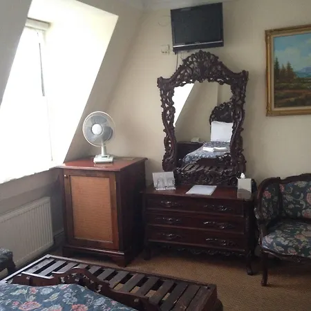 Otel My Place