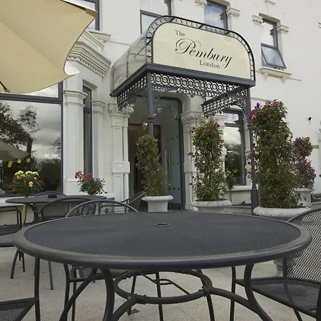 Pembury At Finsbury Park 3* London