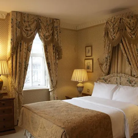 Hendon Hall Hotel Edgware
