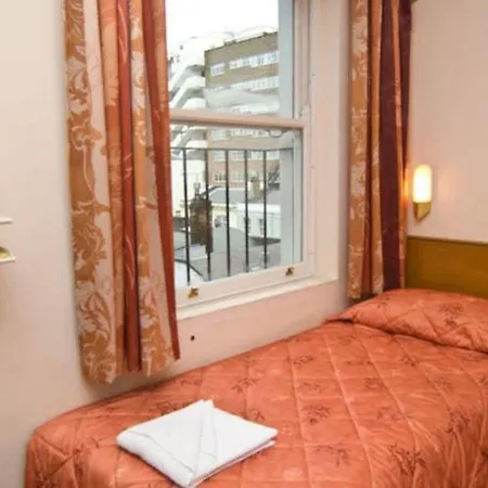 Alexandra Hotel