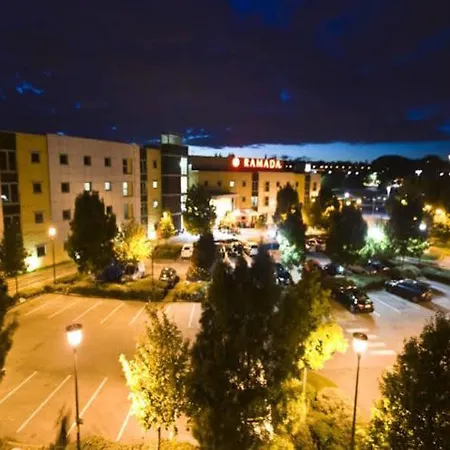 Hotel Ramada London North 4*