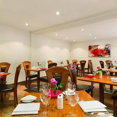 Hotel Ramada London North