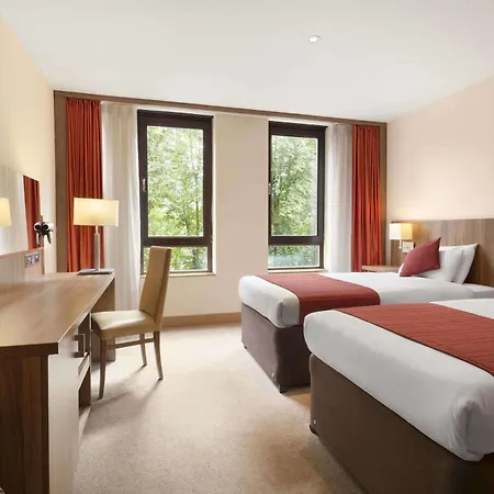 Ramada - Heathrow East