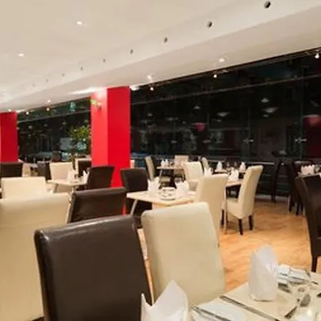 Hotel Ramada - Heathrow East 3*