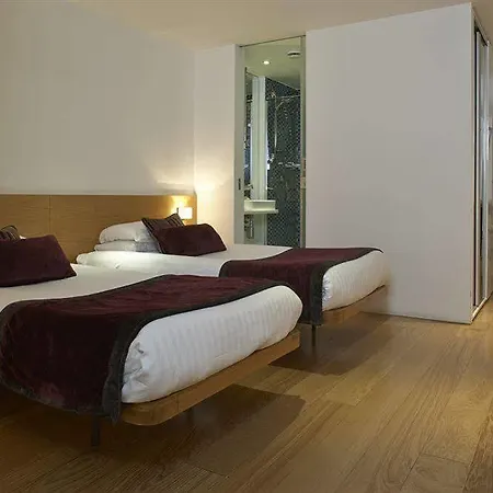 By Marriott Tower Bridge Hotel 4*