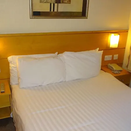 Americana 3* London