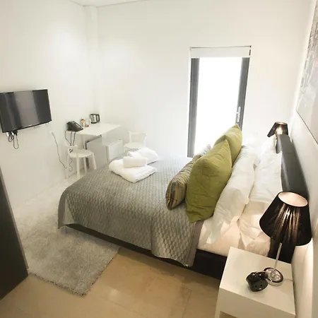 Room Home Stay Aparthotel 4*