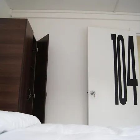 The 2* Londra